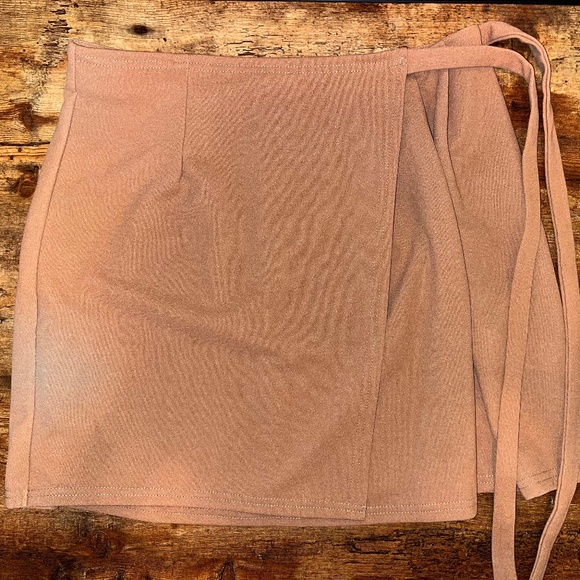 brwon skirt - Picture 1 of 3